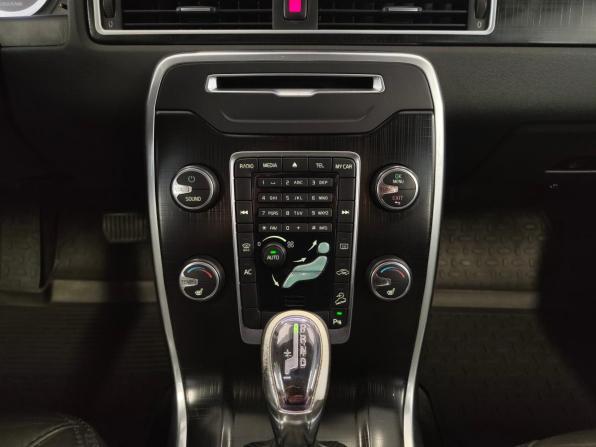 Volvo XC70 II с пробегом 2012 года, цена 1 374 000 рублей, 277497 км, универсал, Автокод Объявления