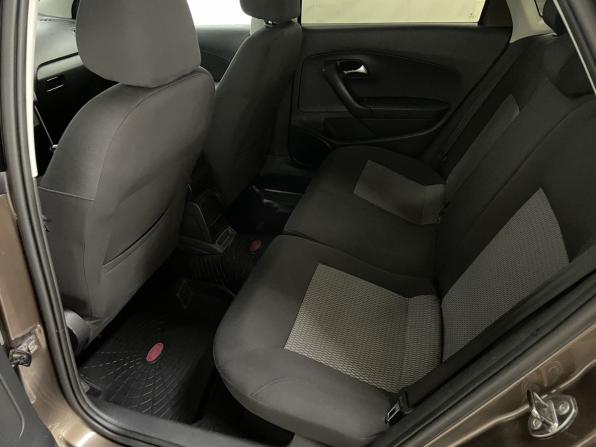Volkswagen Polo V с пробегом 2015 года, цена 849 000 рублей, 223346 км, седан, Автокод Объявления