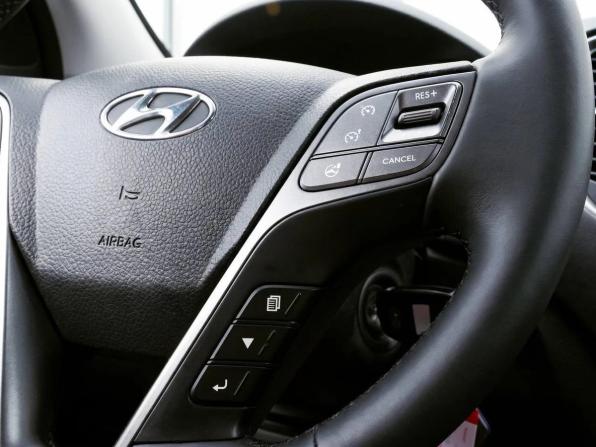 Hyundai Santa Fe III с пробегом 2013 года, цена 1 775 000 рублей, 185798 км, внедорожник, Автокод Объявления