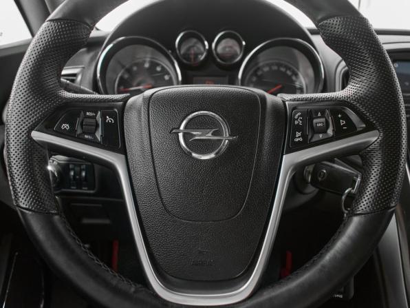 Opel Astra J с пробегом 2011 года, цена 600 000 рублей, 221500 км, хэтчбек, Автокод Объявления