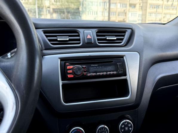 Kia Rio III Рестайлинг с пробегом 2015 года, цена 810 000 рублей, 216576 км, седан, Автокод Объявления