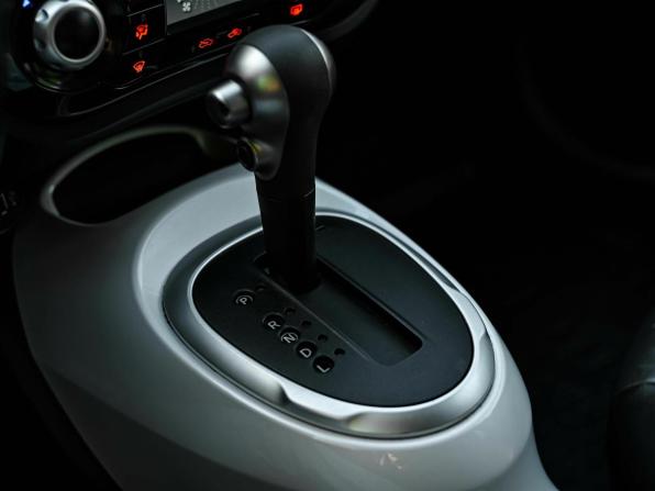 Nissan Juke I с пробегом 2012 года, цена 799 000 рублей, 236316 км, внедорожник, Автокод Объявления