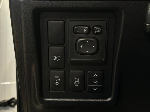 Toyota Land Cruiser Prado 150 Series Рестайлинг 1 с пробегом 2016 года, цена 3 830 000 рублей, 186157 км, внедорожник, Автокод Объявления