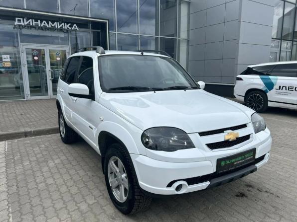 Chevrolet Niva I Рестайлинг с пробегом 2017 года, цена 799 000 рублей, 40165 км, внедорожник, Автокод Объявления