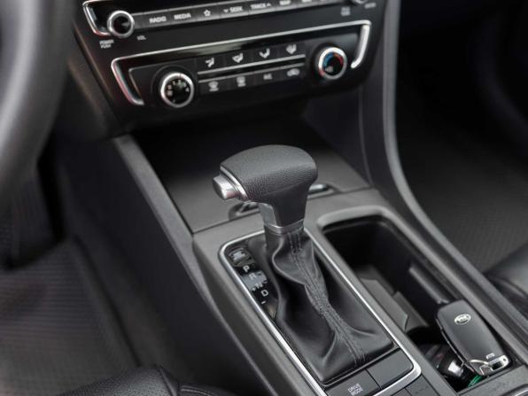 Kia K5 II с пробегом 2017 года, цена 1 620 000 рублей, 159389 км, седан, Автокод Объявления