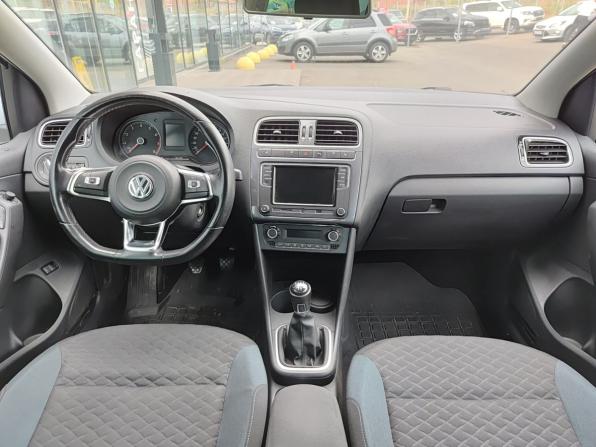 Volkswagen Polo V Рестайлинг с пробегом 2020 года, цена 1 299 000 рублей, 65081 км, седан, Автокод Объявления