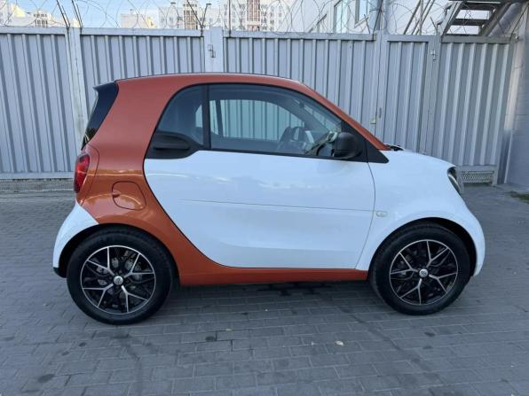 Smart Forfour II с пробегом 2018 года, цена 949 000 рублей, 75493 км, хэтчбек, Автокод Объявления