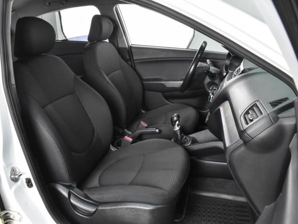 Kia Rio III Рестайлинг с пробегом 2015 года, цена 989 000 рублей, 97188 км, седан, Автокод Объявления