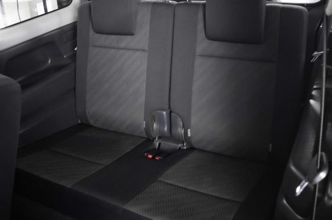Suzuki Jimny III Рестайлинг 2 с пробегом 2012 года, цена 1 099 000 рублей, 97300 км, внедорожник, Автокод Объявления