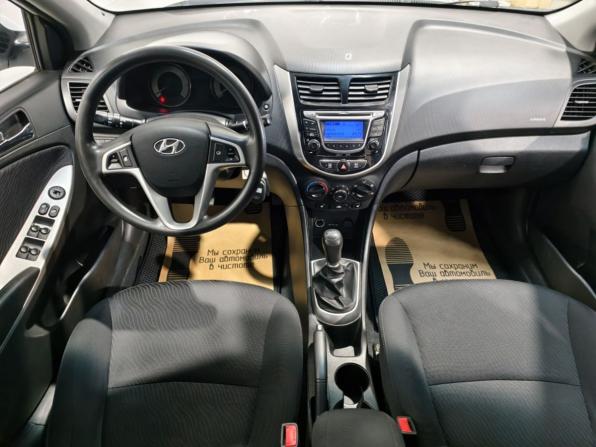 Hyundai Solaris I с пробегом 2013 года, цена 774 000 рублей, 145474 км, седан, Автокод Объявления
