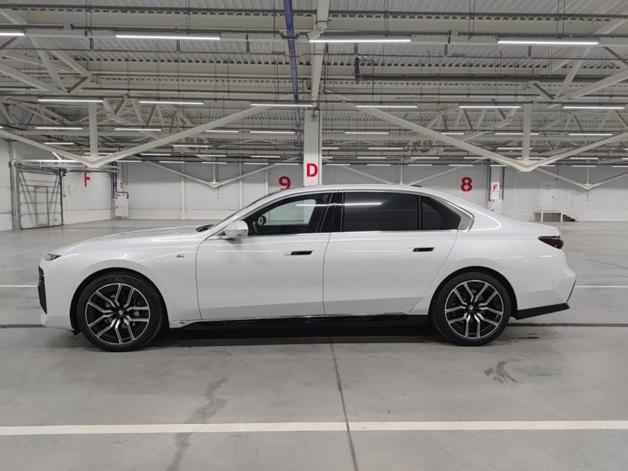 BMW 7 серии VII (G70) Казань  - изображение 10