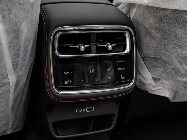 Geely Monjaro I Рестайлинг 2 (China Market) с пробегом 2026 года, цена 4 399 000 рублей, 17 км, внедорожник, Автокод Объявления