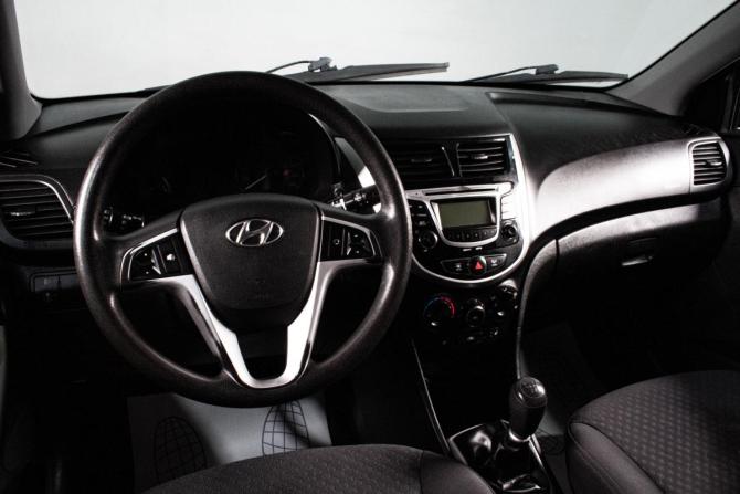 Hyundai Solaris I с пробегом 2011 года, цена 499 000 рублей, 211998 км, хэтчбек, Автокод Объявления