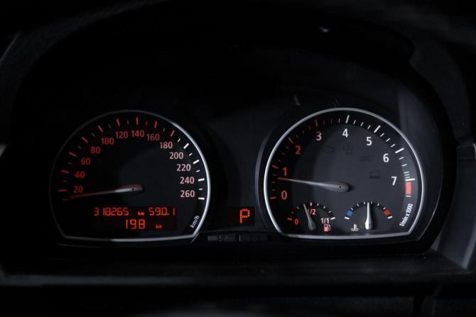 BMW X3 I (E83) Рестайлинг с пробегом 2006 года, цена 1 339 000 рублей, 318261 км, внедорожник, Автокод Объявления