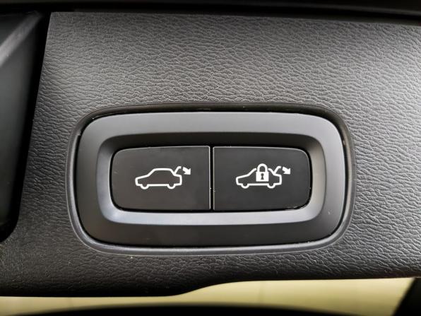 Volvo XC60 II с пробегом 2020 года, цена 3 650 000 рублей, 97567 км, внедорожник, Автокод Объявления