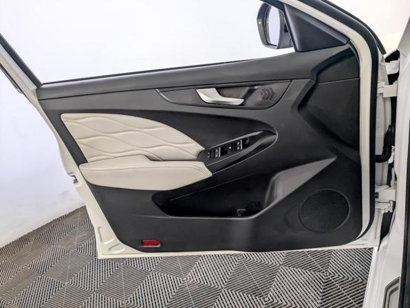 Kaiyi E5 с пробегом 2024 года, цена 825 000 рублей, 91150 км, седан, Автокод Объявления