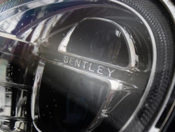 Bentley Bentayga I с пробегом 2016 года, цена 7 100 000 рублей, 143231 км, внедорожник, Автокод Объявления
