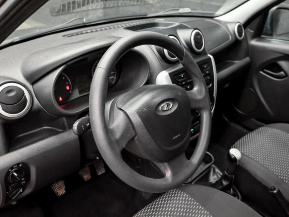 Lada (ВАЗ) Granta I с пробегом 2017 года, цена 450 000 рублей, 130310 км, седан, Автокод Объявления