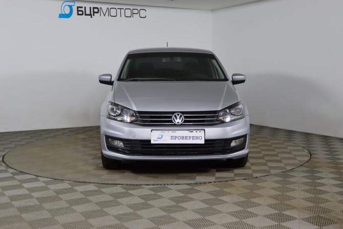 Volkswagen Polo V Рестайлинг с пробегом 2018 года, цена 1 039 990 рублей, 172104 км, седан, Автокод Объявления
