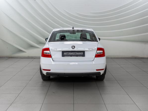 Skoda Octavia III (A7) Рестайлинг с пробегом 2018 года, цена 1 538 000 рублей, 122941 км, лифтбек, Автокод Объявления