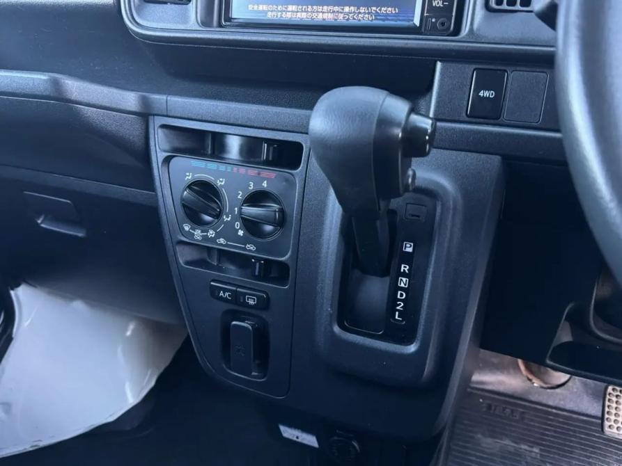 Daihatsu Hijet X Новосибирск  - изображение 11
