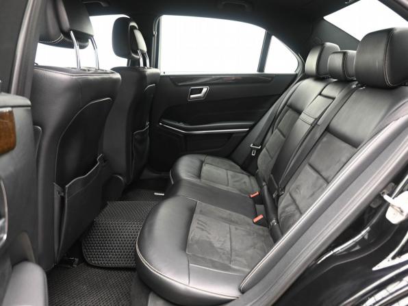 Mercedes-Benz E-Класс IV (W212 S212 C207) Рестайлинг с пробегом 2013 года, цена 1 855 900 рублей, 319000 км, седан, Автокод Объявления