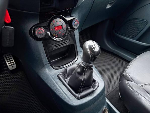 Ford Fiesta Mk6 с пробегом 2012 года, цена 655 000 рублей, 121913 км, хэтчбек, Автокод Объявления