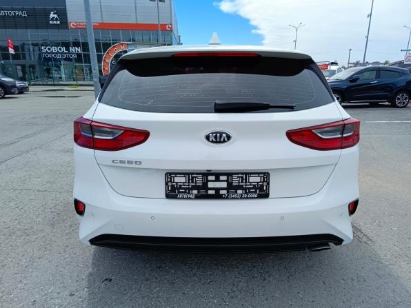 Kia Ceed II Рестайлинг с пробегом 2018 года, цена 1 600 000 рублей, 97977 км, хэтчбек, Автокод Объявления