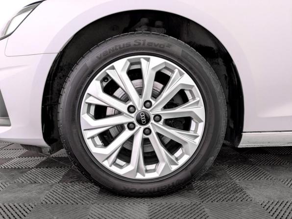Audi A4 V (B9) Рестайлинг с пробегом 2022 года, цена 3 590 000 рублей, 39147 км, седан, Автокод Объявления