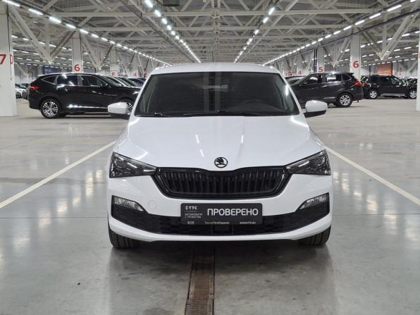 Skoda Rapid II с пробегом 2020 года, цена 1 692 000 рублей, 128885 км, лифтбек, Автокод Объявления