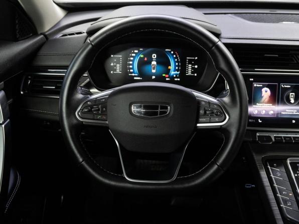 Geely Atlas Pro с пробегом 2023 года, цена 1 999 000 рублей, 36680 км, внедорожник, Автокод Объявления