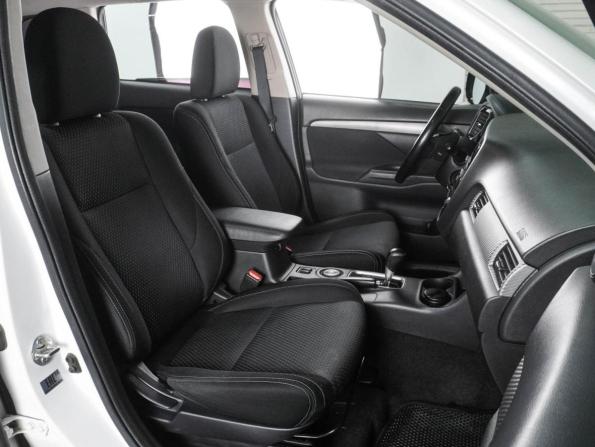 Mitsubishi Outlander III Рестайлинг 2 с пробегом 2016 года, цена 1 789 000 рублей, 129829 км, внедорожник, Автокод Объявления