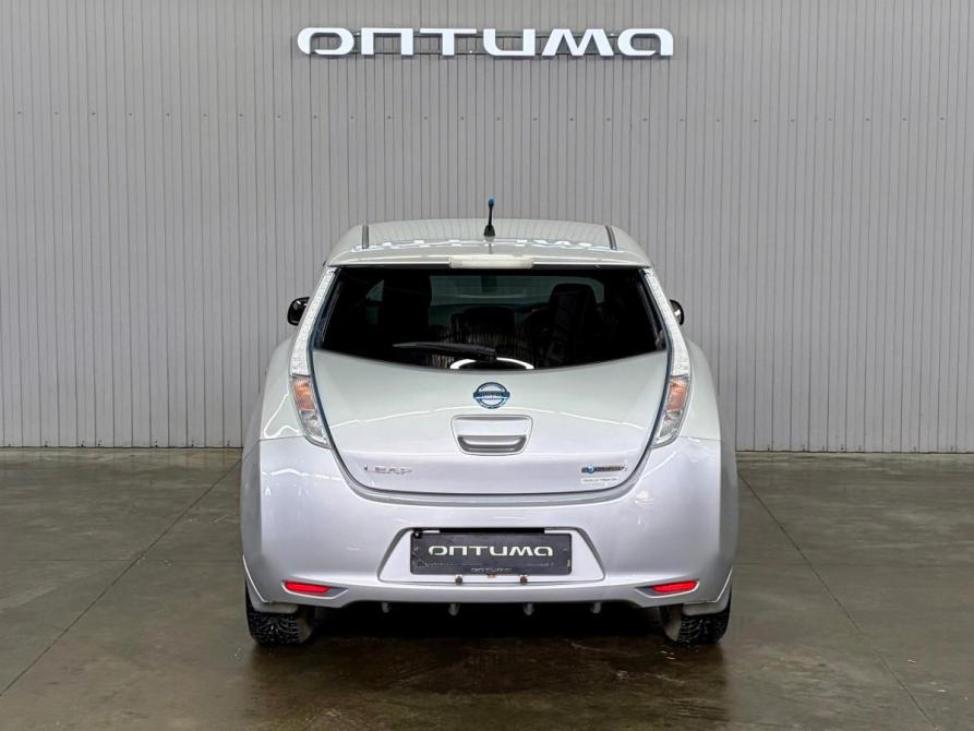 Nissan Leaf I (ZE0/AZE0) Краснодар  - изображение 6