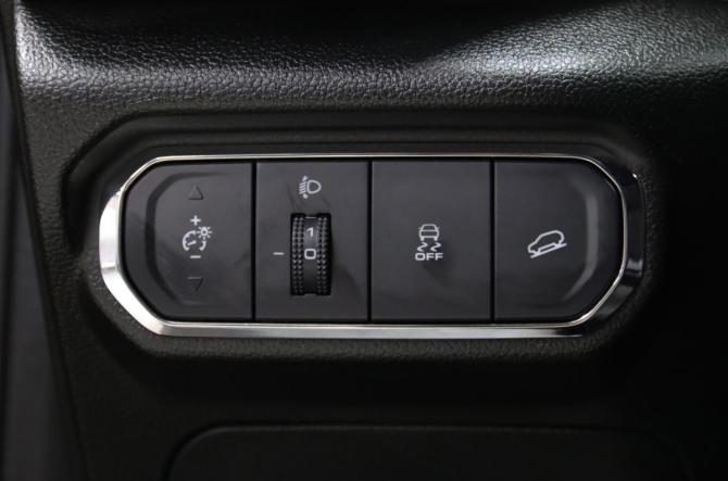 Haval Jolion I Рестайлинг с пробегом 2024 года, цена 2 045 170 рублей, 55902 км, внедорожник, Автокод Объявления