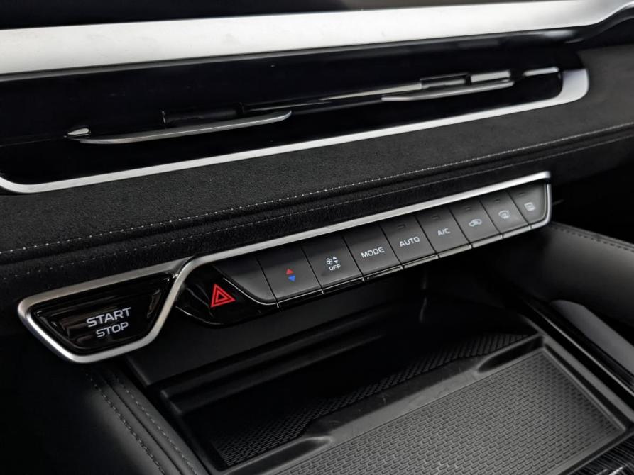 Geely Monjaro I Москва  - изображение 20