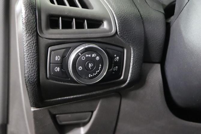 Ford Focus III с пробегом 2013 года, цена 719 990 рублей, 141272 км, хэтчбек, Автокод Объявления
