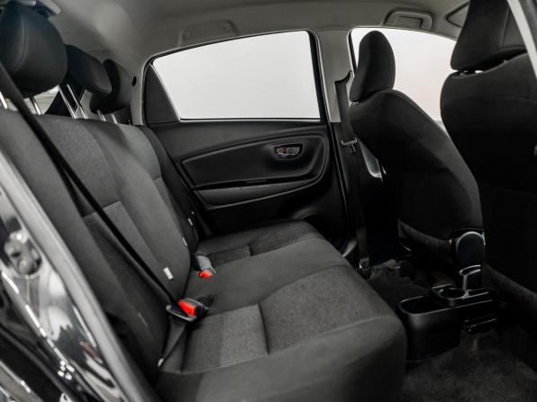 Toyota Vitz III (XP130) Рестайлинг 2 с пробегом 2019 года, цена 1 100 000 рублей, 101719 км, хэтчбек, Автокод Объявления