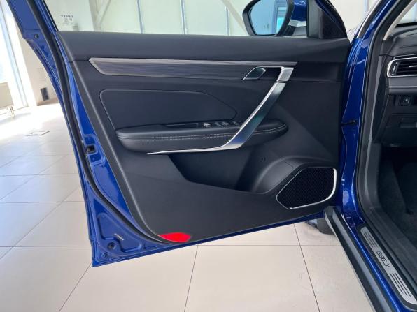 Geely Atlas Pro с пробегом 2022 года, цена 1 900 000 рублей, 45850 км, внедорожник, Автокод Объявления