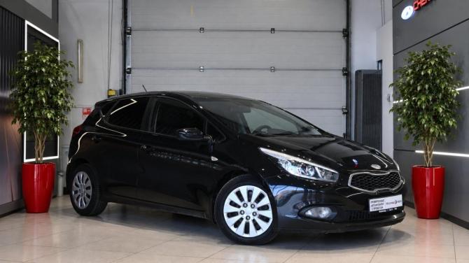 Kia Ceed II с пробегом 2013 года, цена 920 000 рублей, 155019 км, хэтчбек, Автокод Объявления