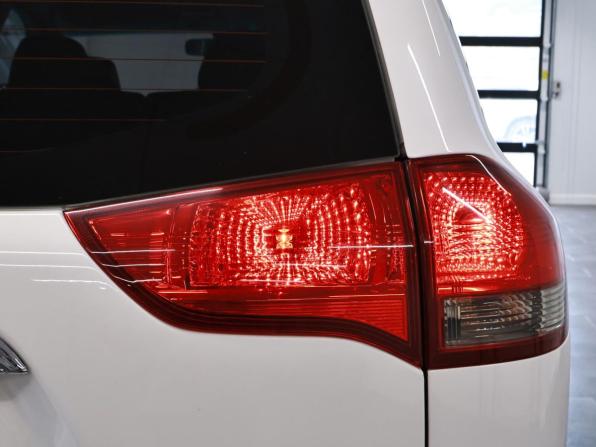 Mitsubishi Pajero Sport II Рестайлинг с пробегом 2015 года, цена 1 740 000 рублей, 274699 км, внедорожник, Автокод Объявления