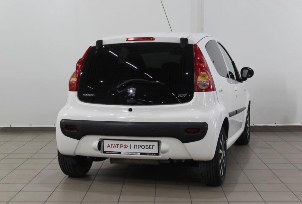 Peugeot 107 I Астрахань  - изображение 6