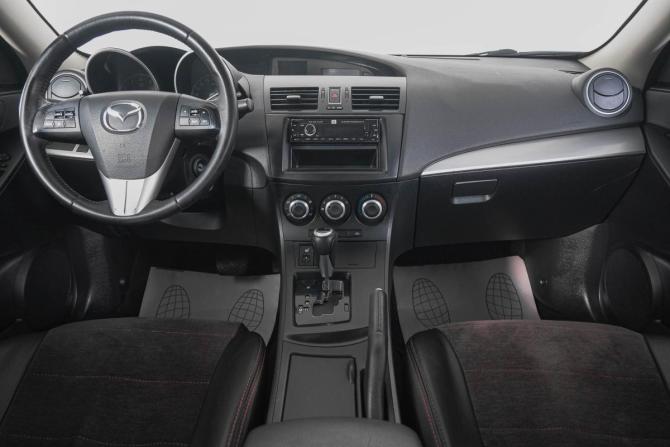 Mazda 3 II (BL) Рестайлинг с пробегом 2013 года, цена 959 000 рублей, 215000 км, седан, Автокод Объявления