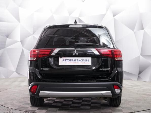 Mitsubishi Outlander III Рестайлинг 3 с пробегом 2018 года, цена 1 979 000 рублей, 175633 км, внедорожник, Автокод Объявления