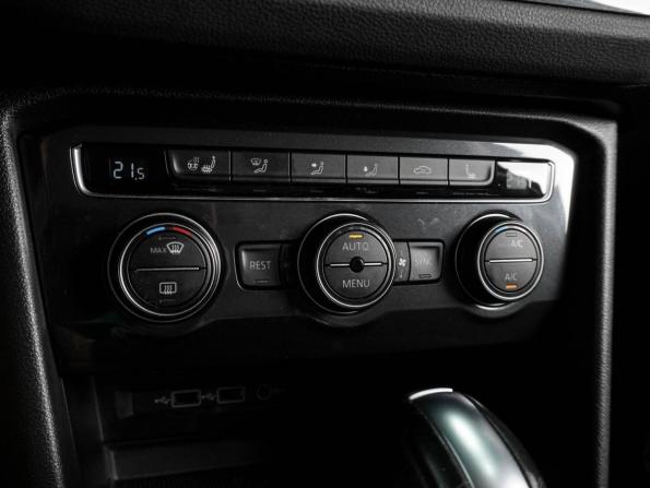 Volkswagen Tiguan II с пробегом 2020 года, цена 3 159 000 рублей, 35807 км, внедорожник, Автокод Объявления