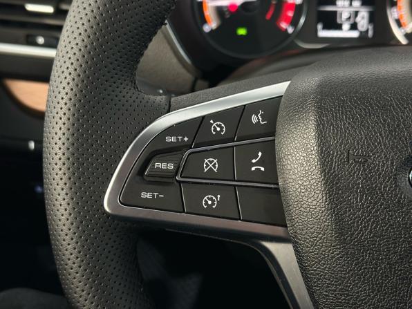 Lada (ВАЗ) Vesta I Рестайлинг (NG) с пробегом 2024 года, цена 1 528 900 рублей, 26000 км, универсал, Автокод Объявления