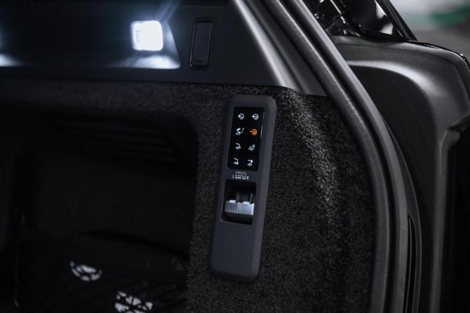 Новый Land Rover Range Rover V 2026 года, цена 23 900 000 рублей, внедорожник, Автокод Объявления