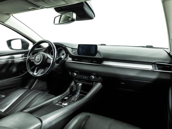 Mazda 6 III (GJ) Рестайлинг 2 с пробегом 2021 года, цена 2 799 000 рублей, 63674 км, седан, Автокод Объявления