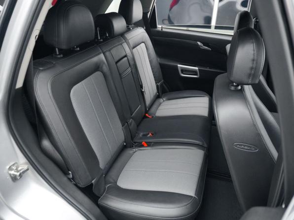 Opel Antara I Рестайлинг с пробегом 2012 года, цена 870 000 рублей, 175000 км, внедорожник, Автокод Объявления