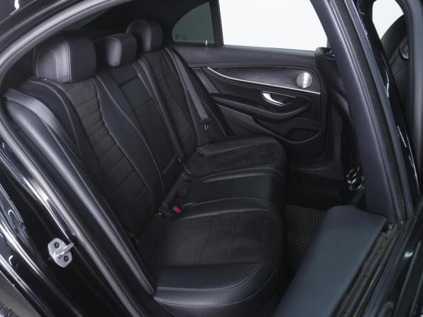 Mercedes-Benz E-Класс V (W213 S213 C238) с пробегом 2018 года, цена 3 390 000 рублей, 136570 км, седан, Автокод Объявления