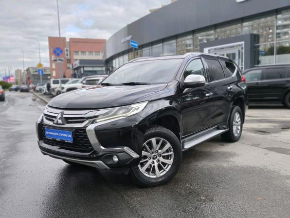 Mitsubishi Pajero Sport III